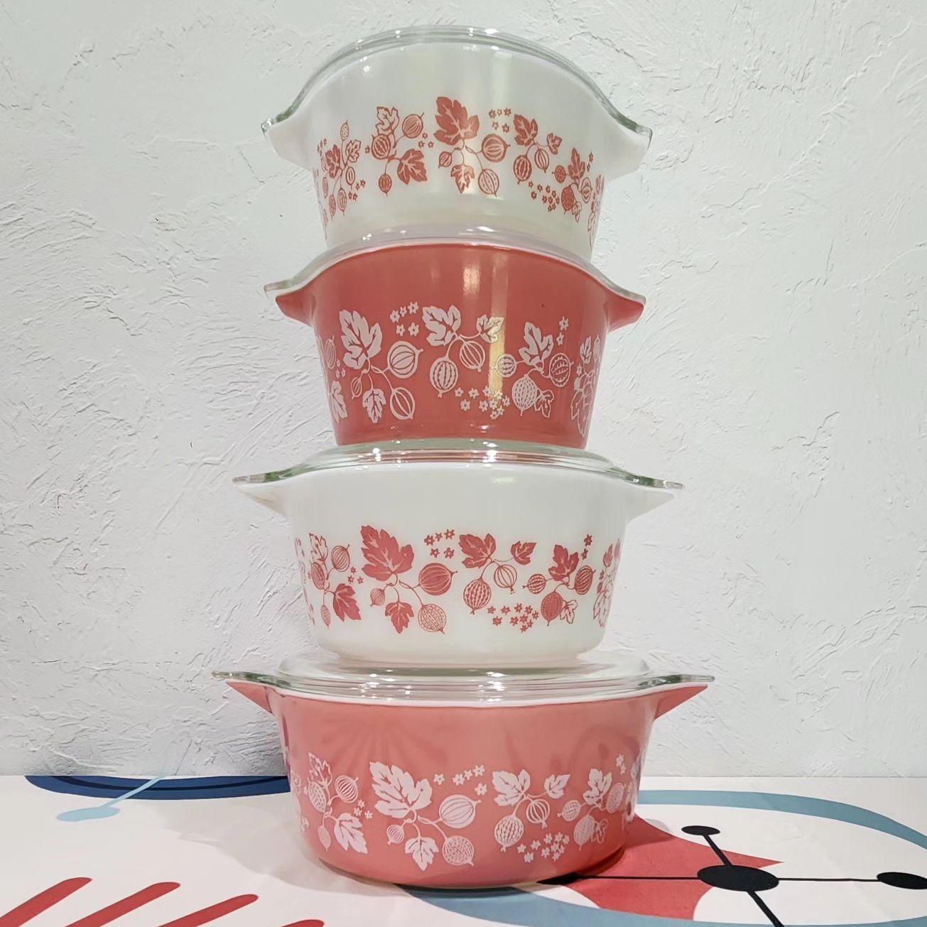 Pyrex Pink Gooseberry Casserole Set