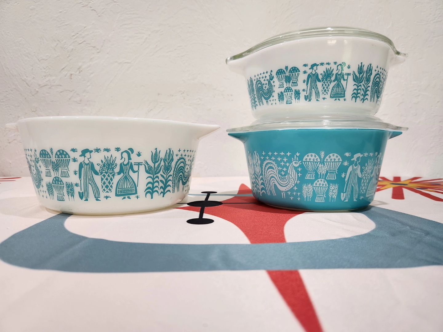 Pyrex Blue Butterprint Casserole Dishes with Lids