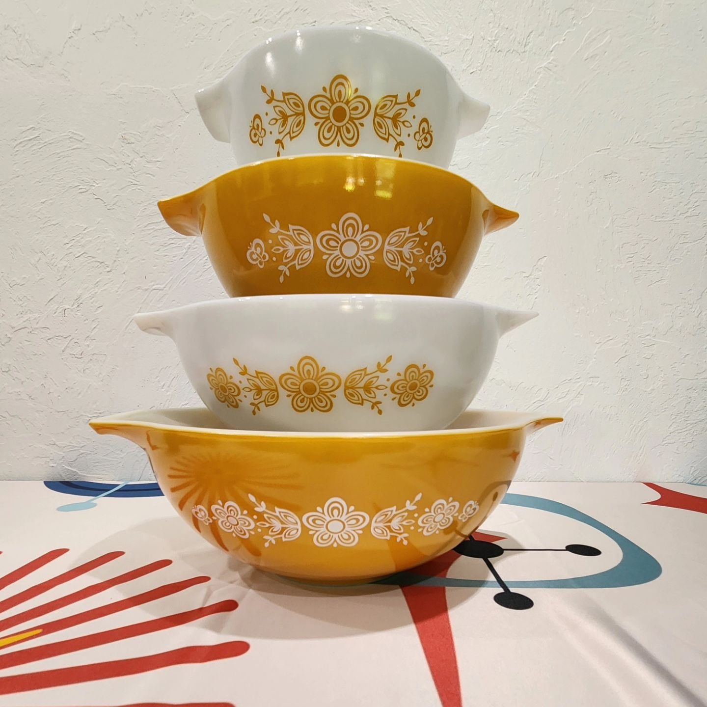 Pyrex Gold Butterfly Cinderella Bowl Set